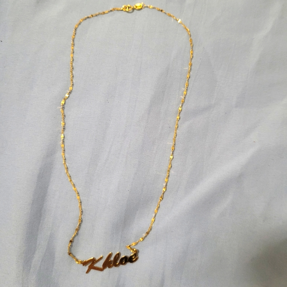 18 karat Khloe necklace